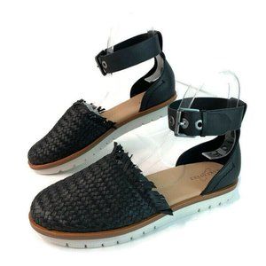 Naked Feet Womens Suna Black Flat Sandal Leather Adjustable Ankle Strap 8.5 M